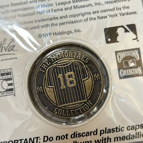 Don Larsen #18 Immortals 2005 Medallion Collection New York Post Yankees Coin - Picture 5 of 5